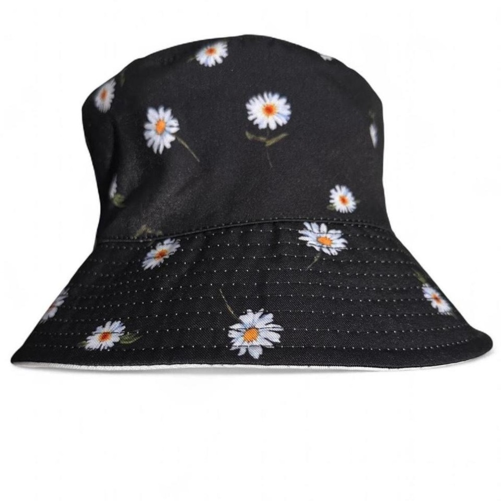 Alice + Olivia Daisy Print Bucket Hat Floral Black and White One Size